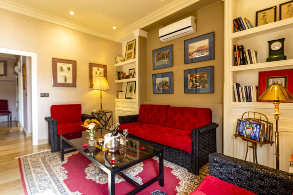 Riad Hasna Espi 44/72