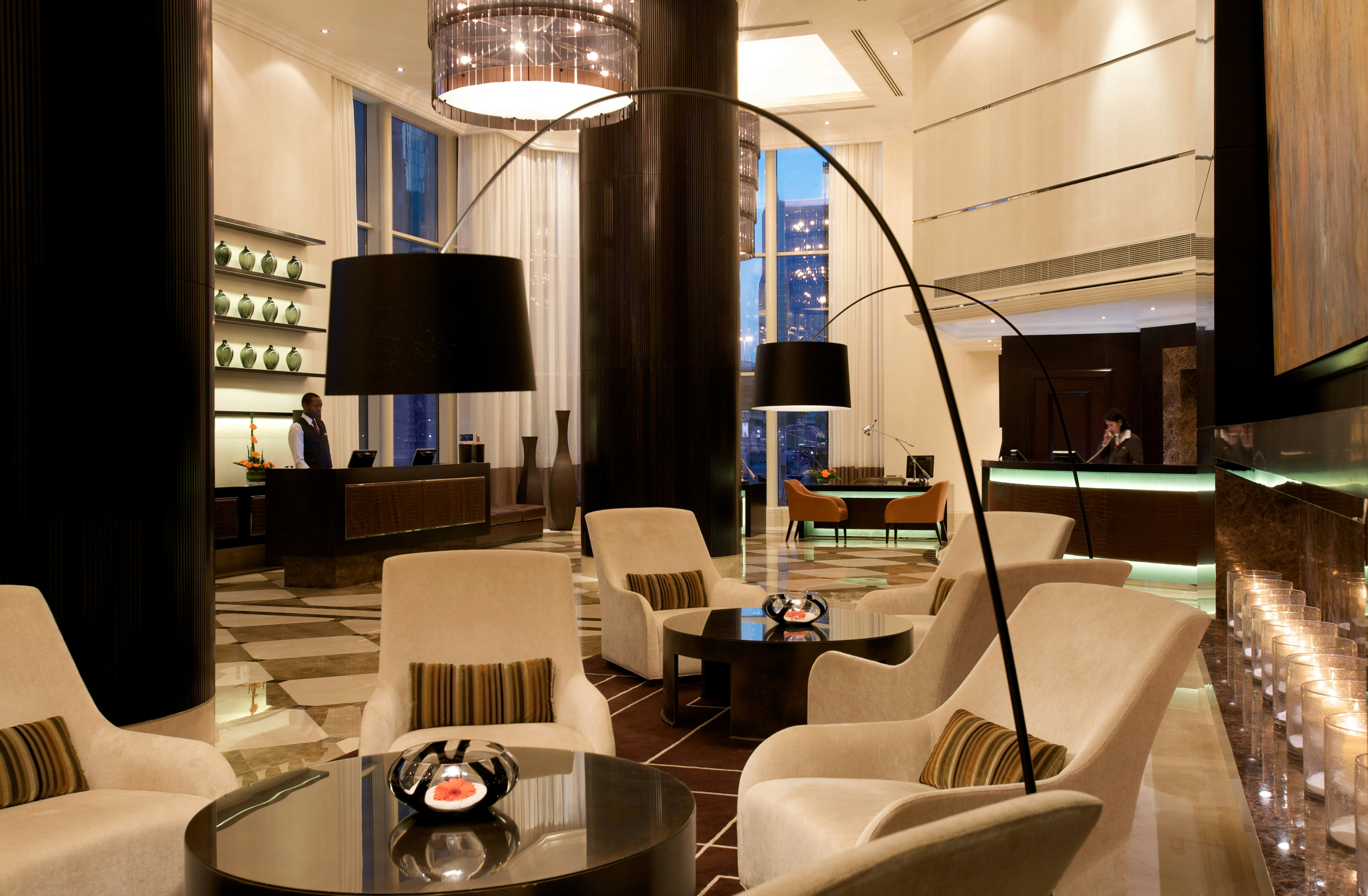 Towers Rotana Hotel 44/49