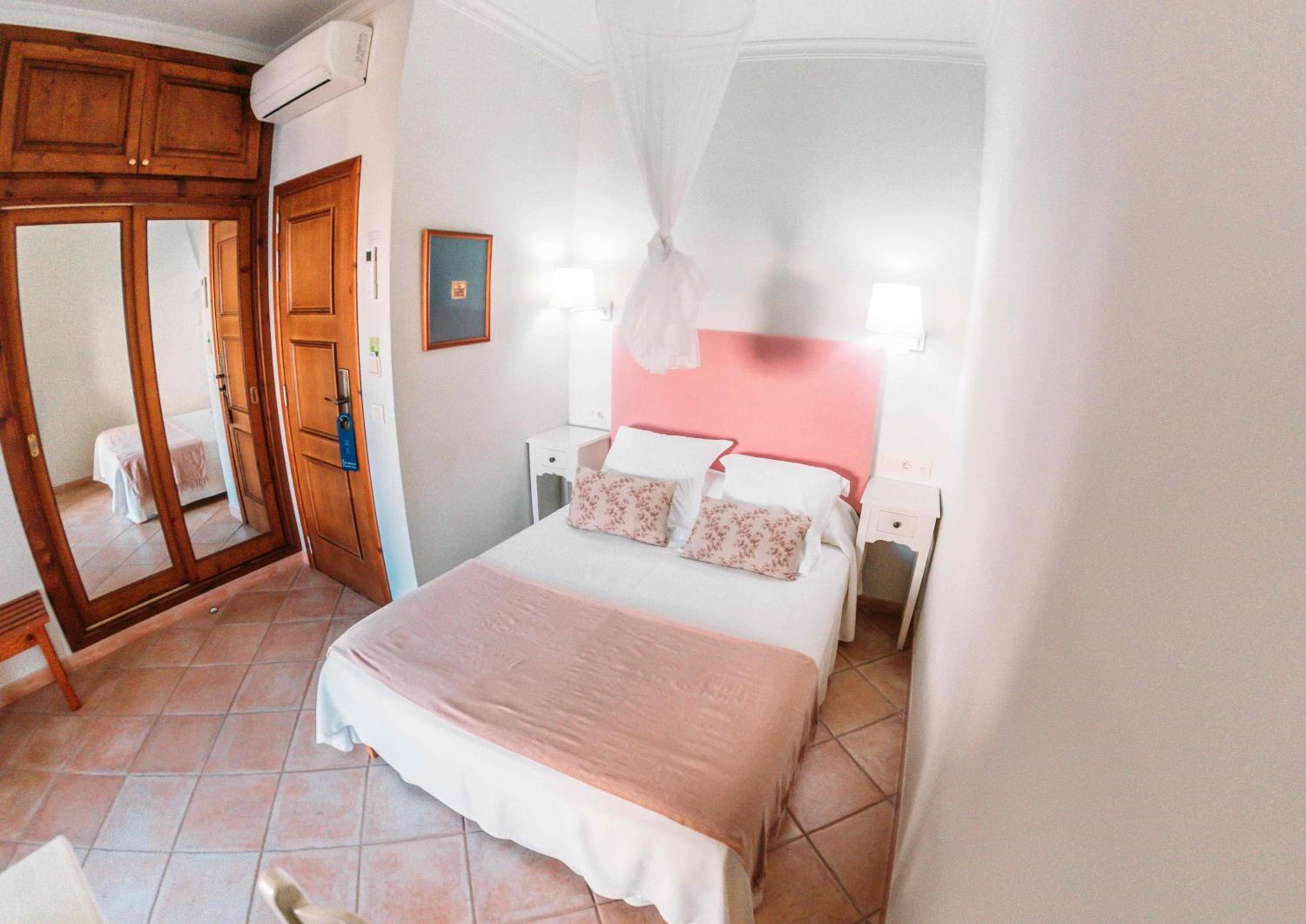 Room, Single, No Sea View