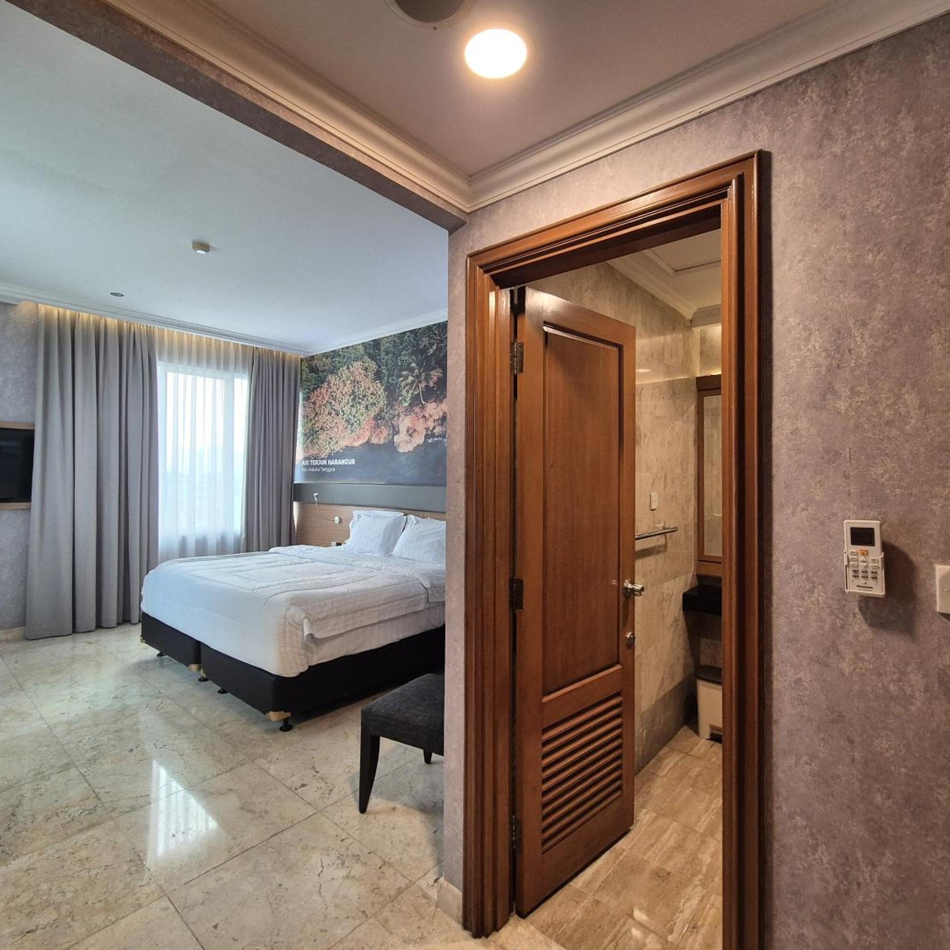 GiiA Maluku Thamrin Jakarta 25/44