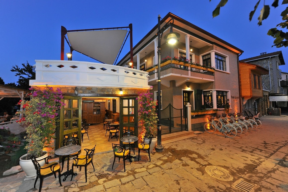 Petrino Gokceada Hotel 5/37