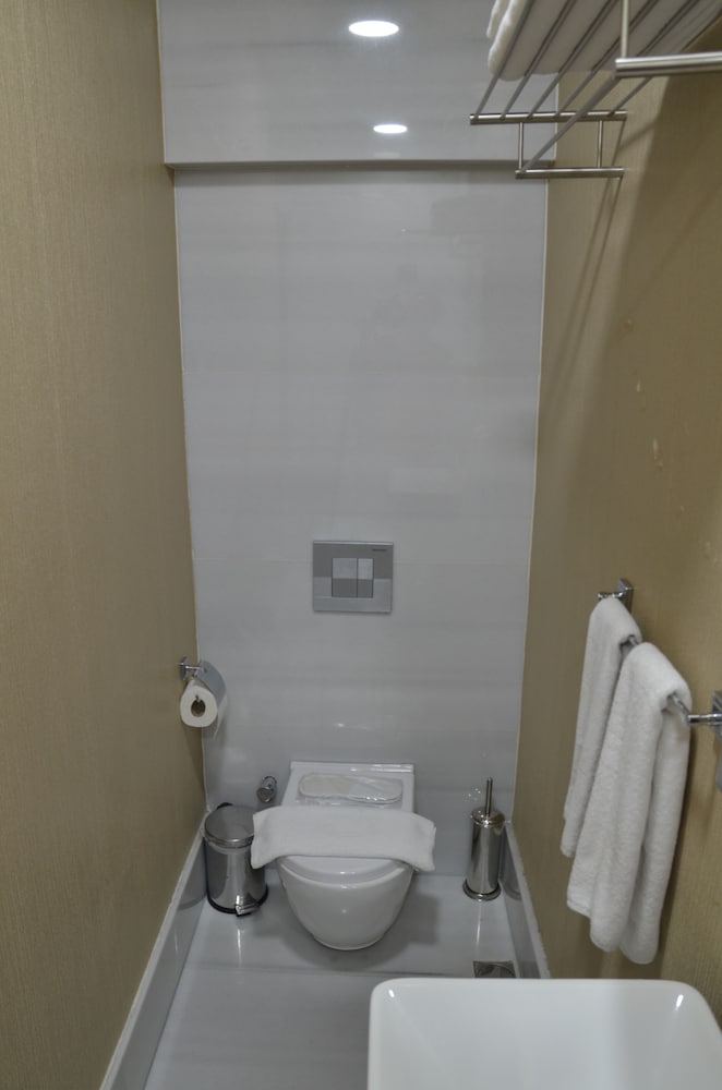 Miller Hotel 11/50
