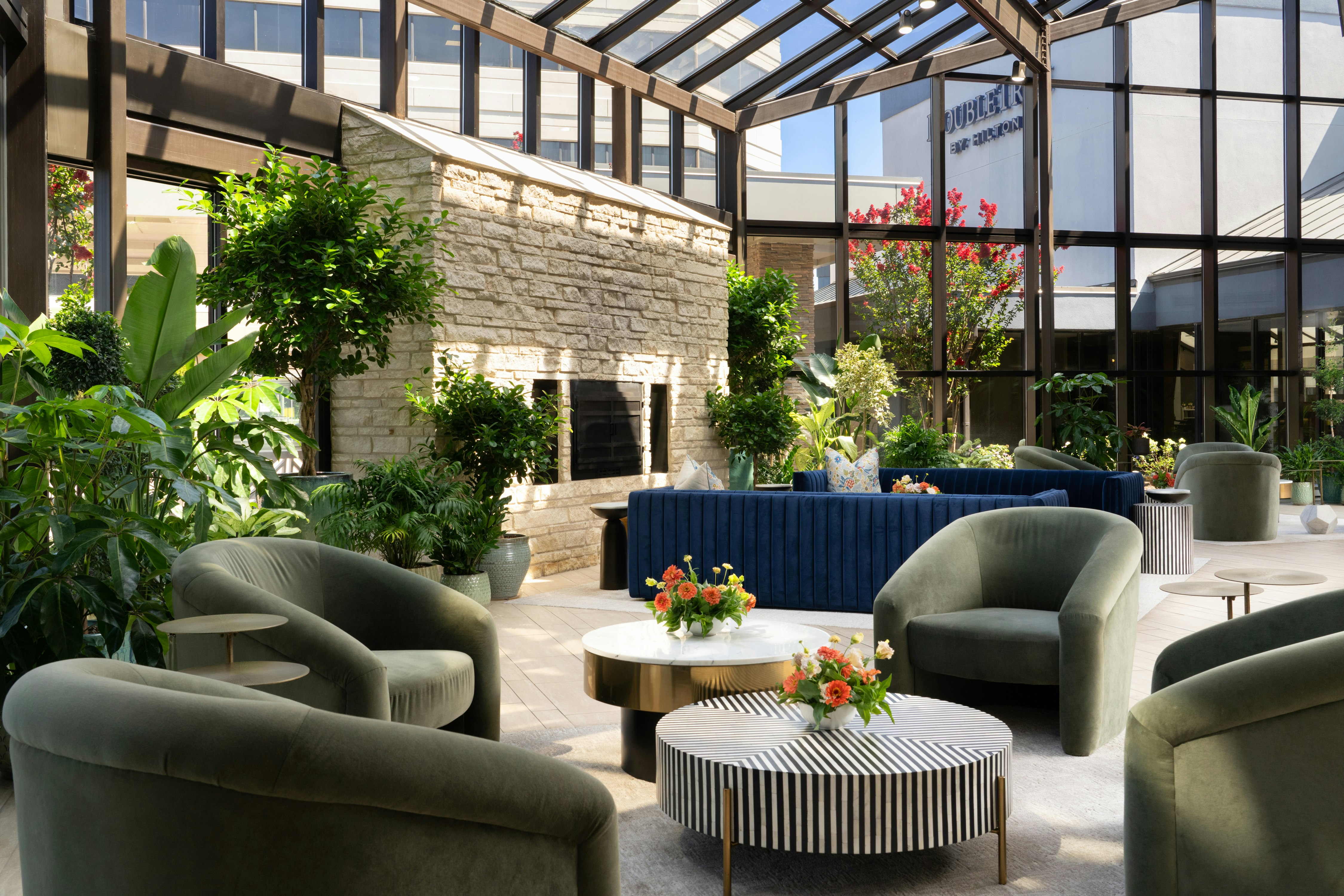 DoubleTree by Hilton Fairfield Hotel & Suites 21/36