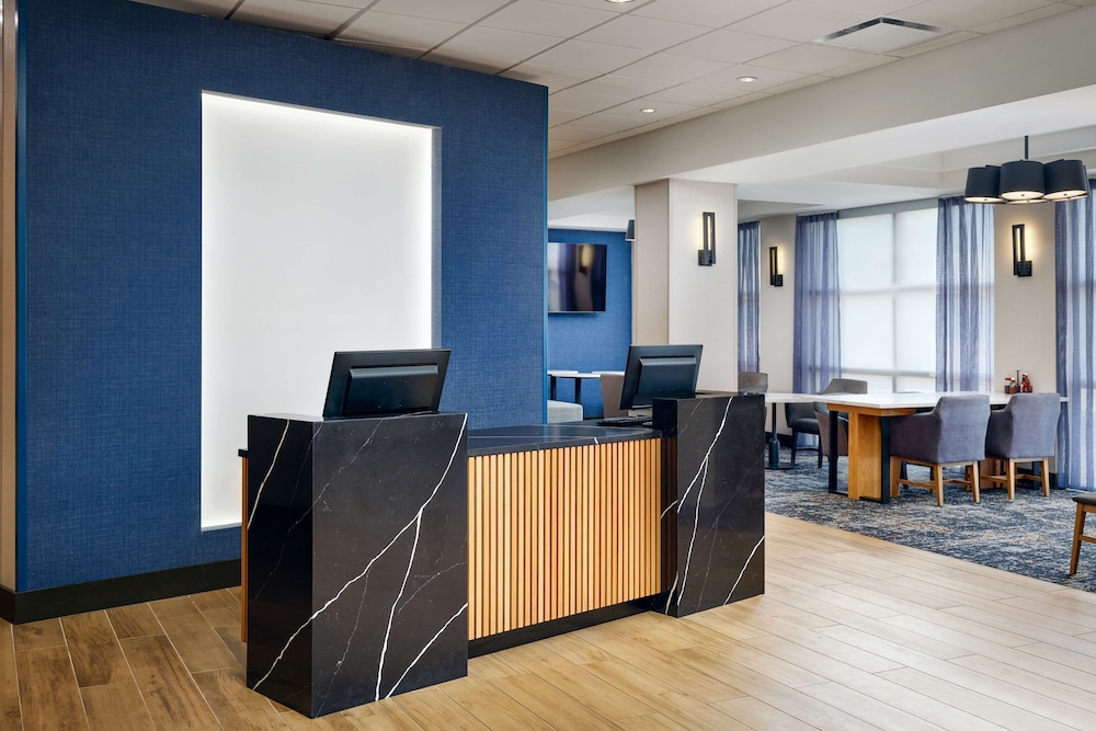 Lobby at Hyatt Place Greensboro, GREENSBORO - NC
