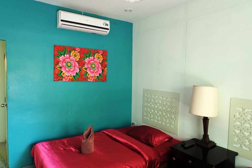 Baanrak Amphawa Homestay 36/61