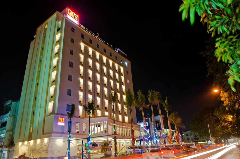 Biz Hotel Batam 4/59