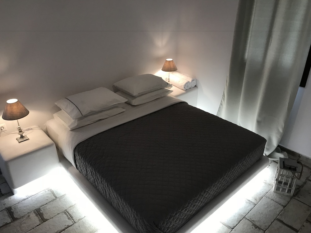 Elia Residences Santorini 14/50