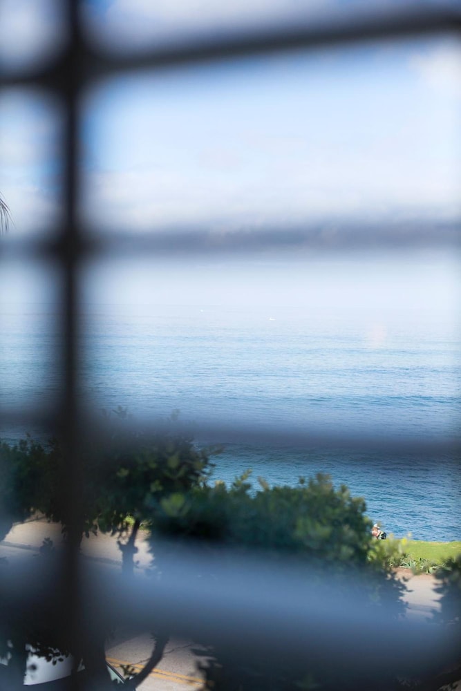 Scripps Inn La Jolla Cove 42/48