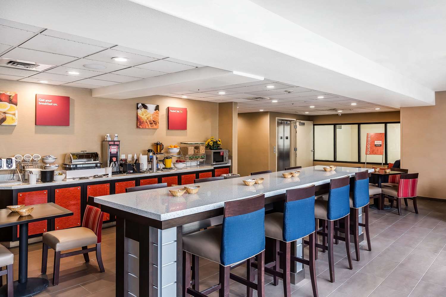 restaurant cafeteria