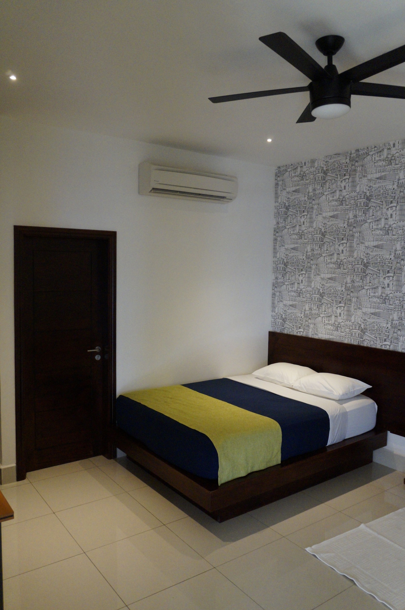 1 BEDROOM, STANDARD, DOUBLE BED