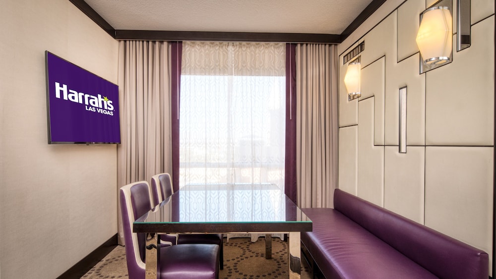 Harrah's Las Vegas - A Caesars Rewards Destination 40/66