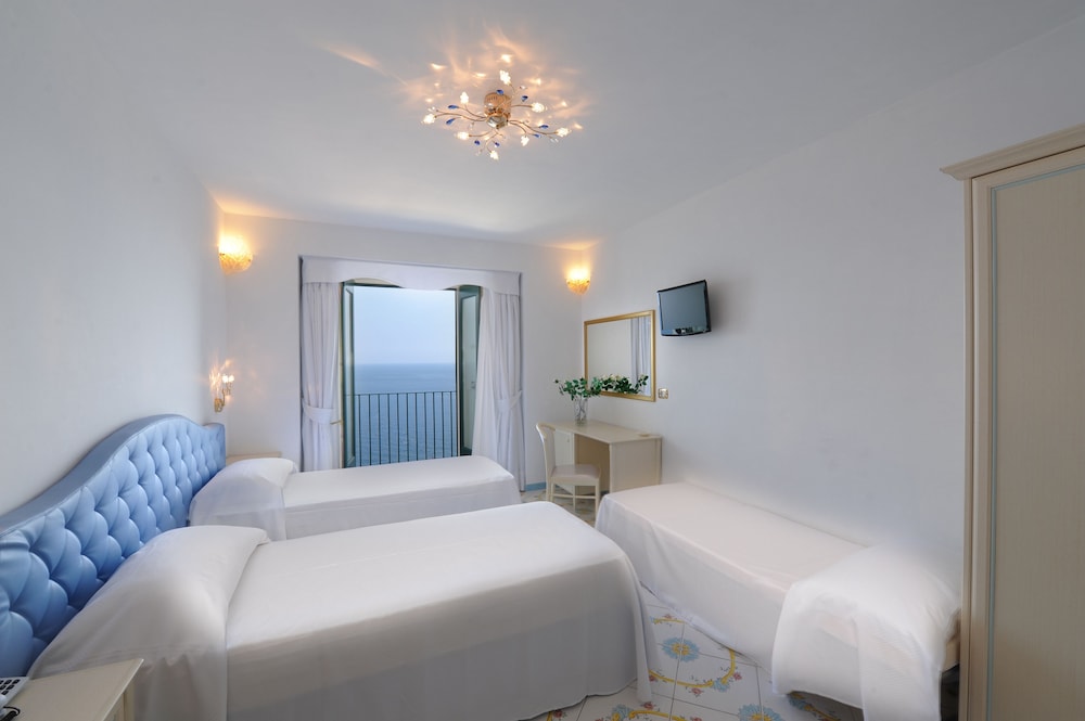 Hotel Villa Maria Pia 13/73