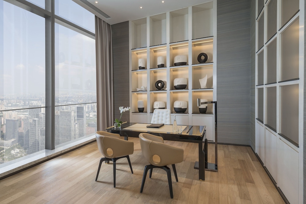 Jumeirah Nanjing Hotel 41/44