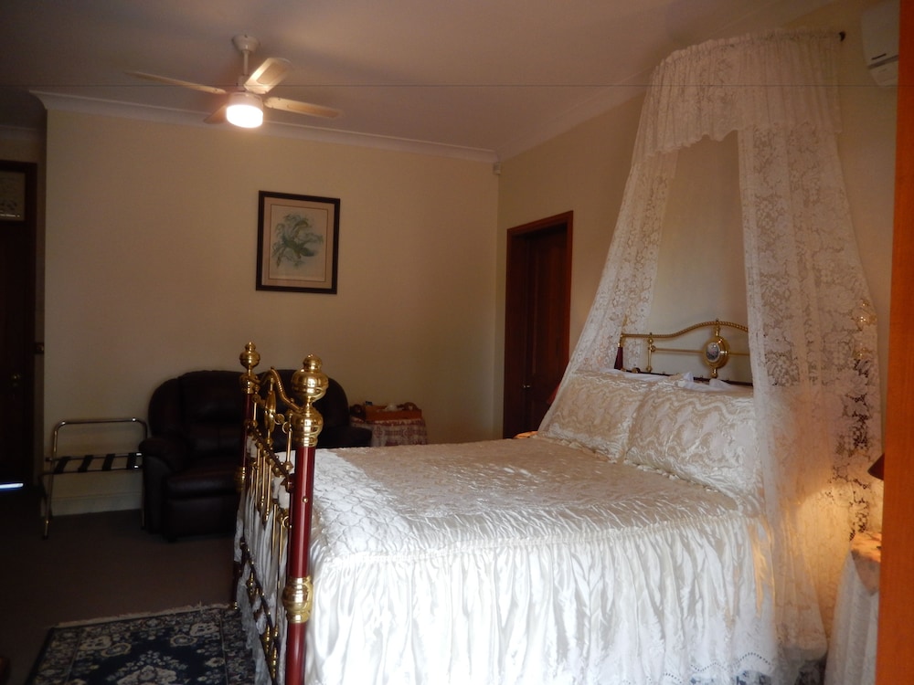 Montville Provencal 8/39