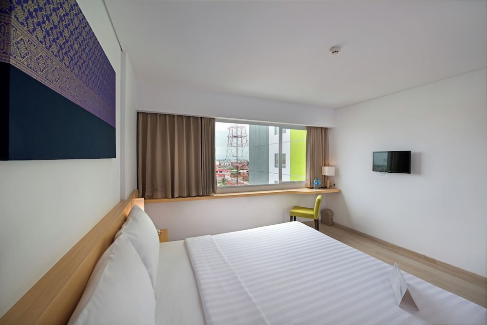Whiz Hotel Sudirman Pekanbaru 8/36