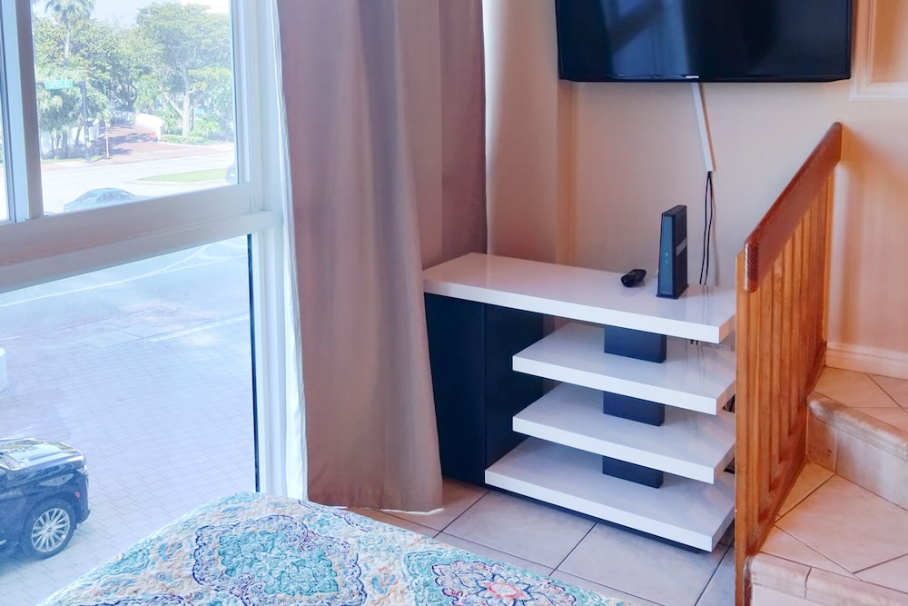 Castle Beach Suites By Miarentals 25/70