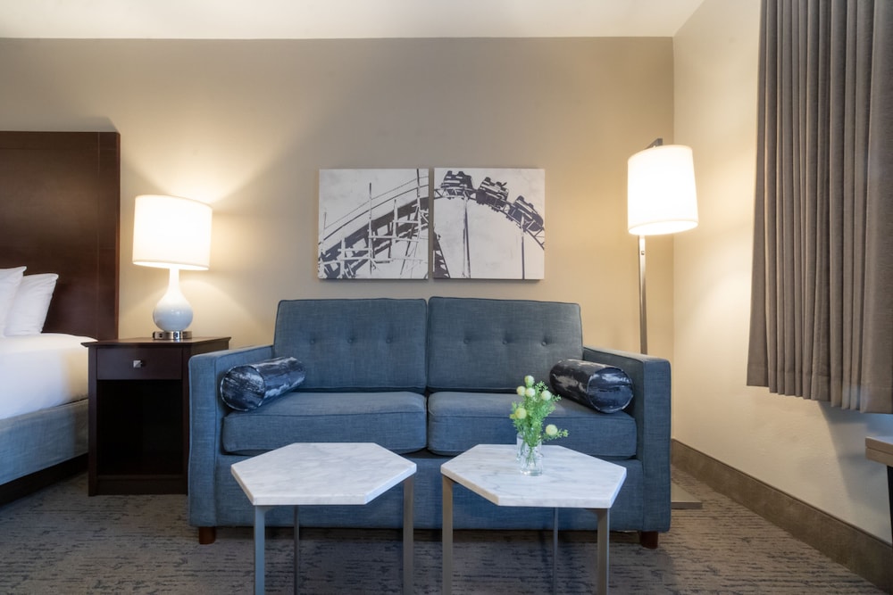Oxford Suites Portland - Jantzen Beach 39/53
