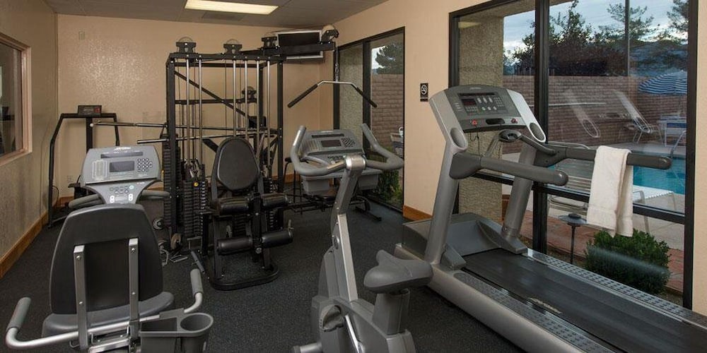 Gateway Studio Suites 21/54