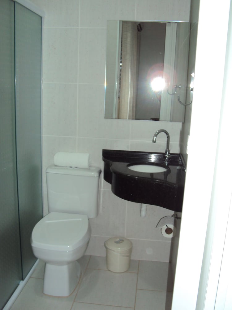 LAF Hotel 26/29