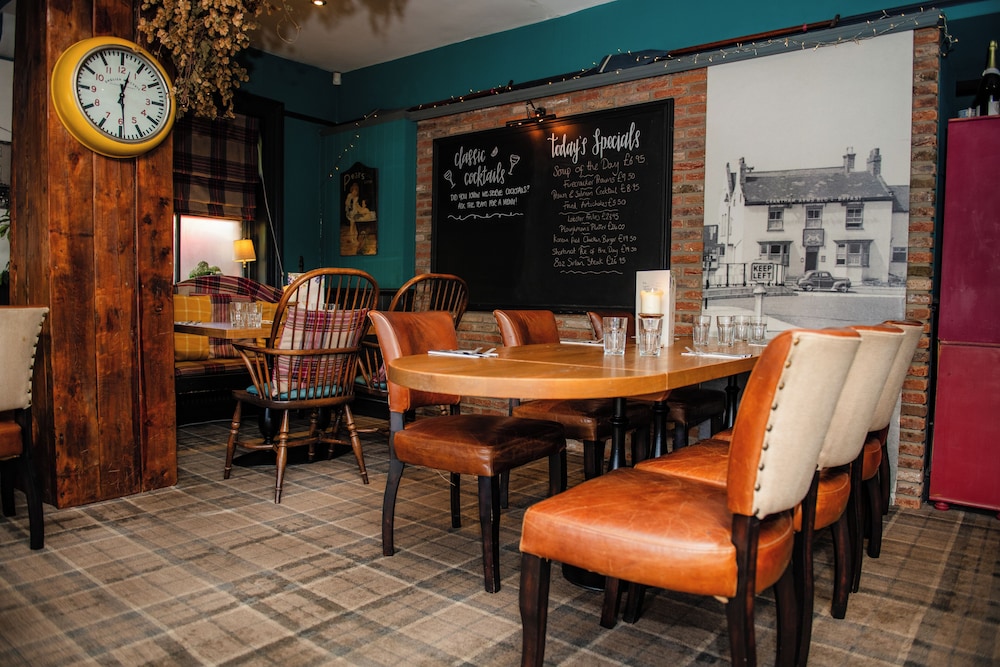 Grantham Arms 58/70