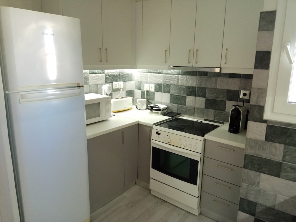 Grandma Vasiliki Rooms To Let 55/55