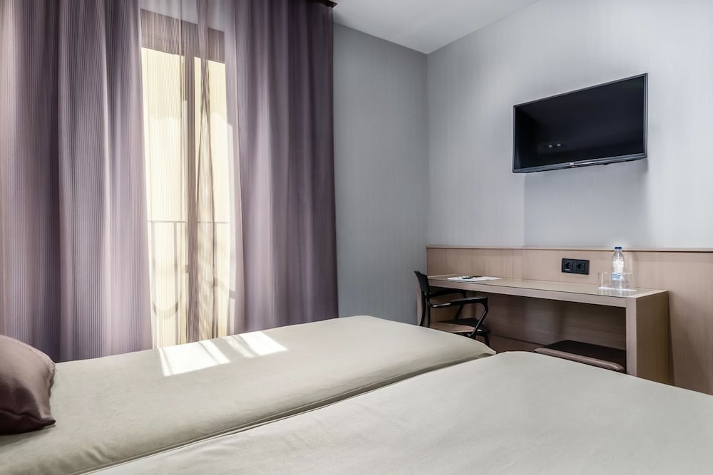 Gotico Hotel 15/77