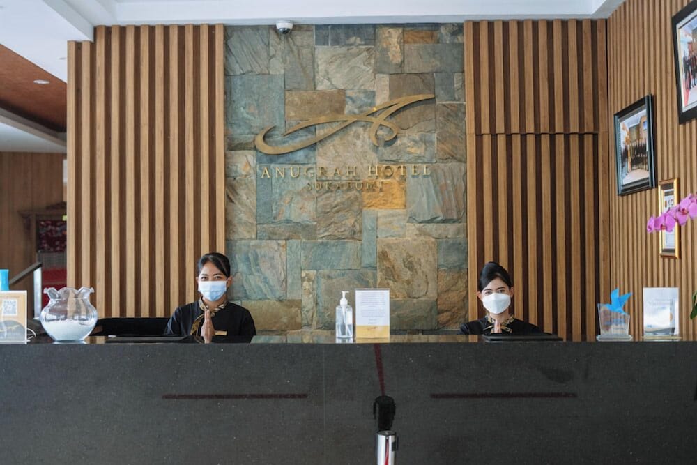 Anugrah Hotel 14/72