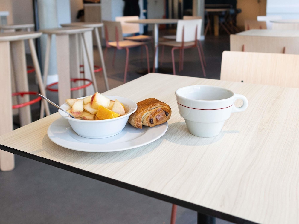IBIS BUDGET TOULOUSE AEROPORT 52/67