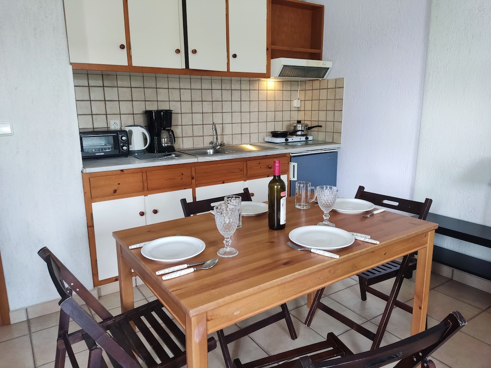 Grekis Hotel Apartments 15/33