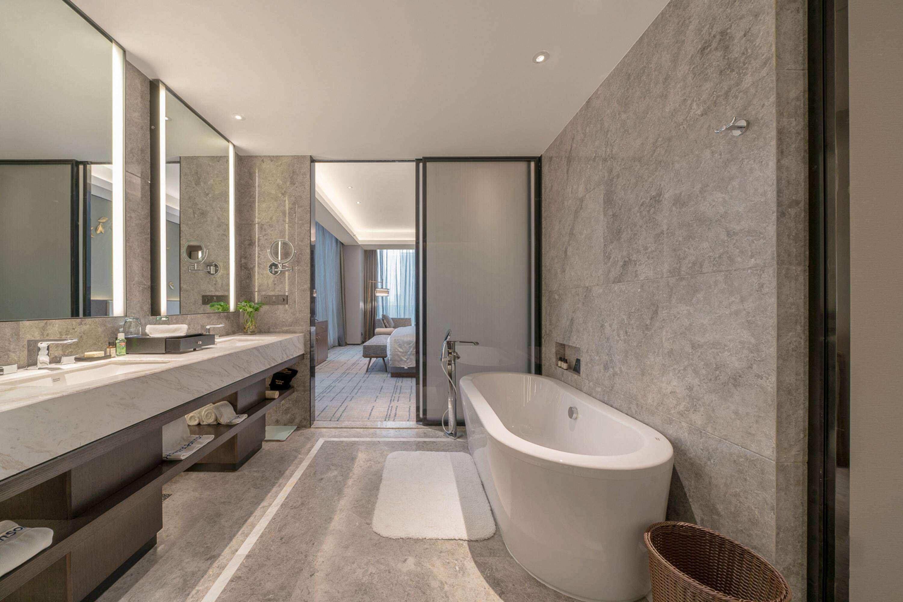 Howard Johnson by Wyndham Downtown Hotel Chongqing 42/50