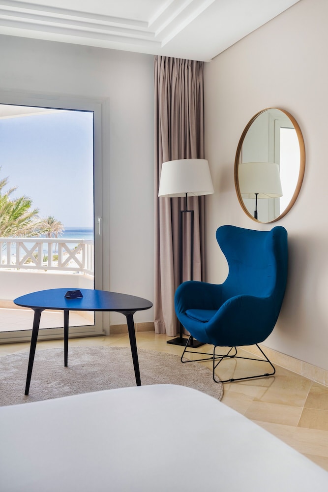 Radisson Blu Palace Resort and Thalasso 55/78