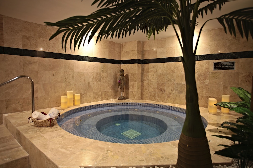 Bahia Principe Explore Akumal - All Inclusive 9/75