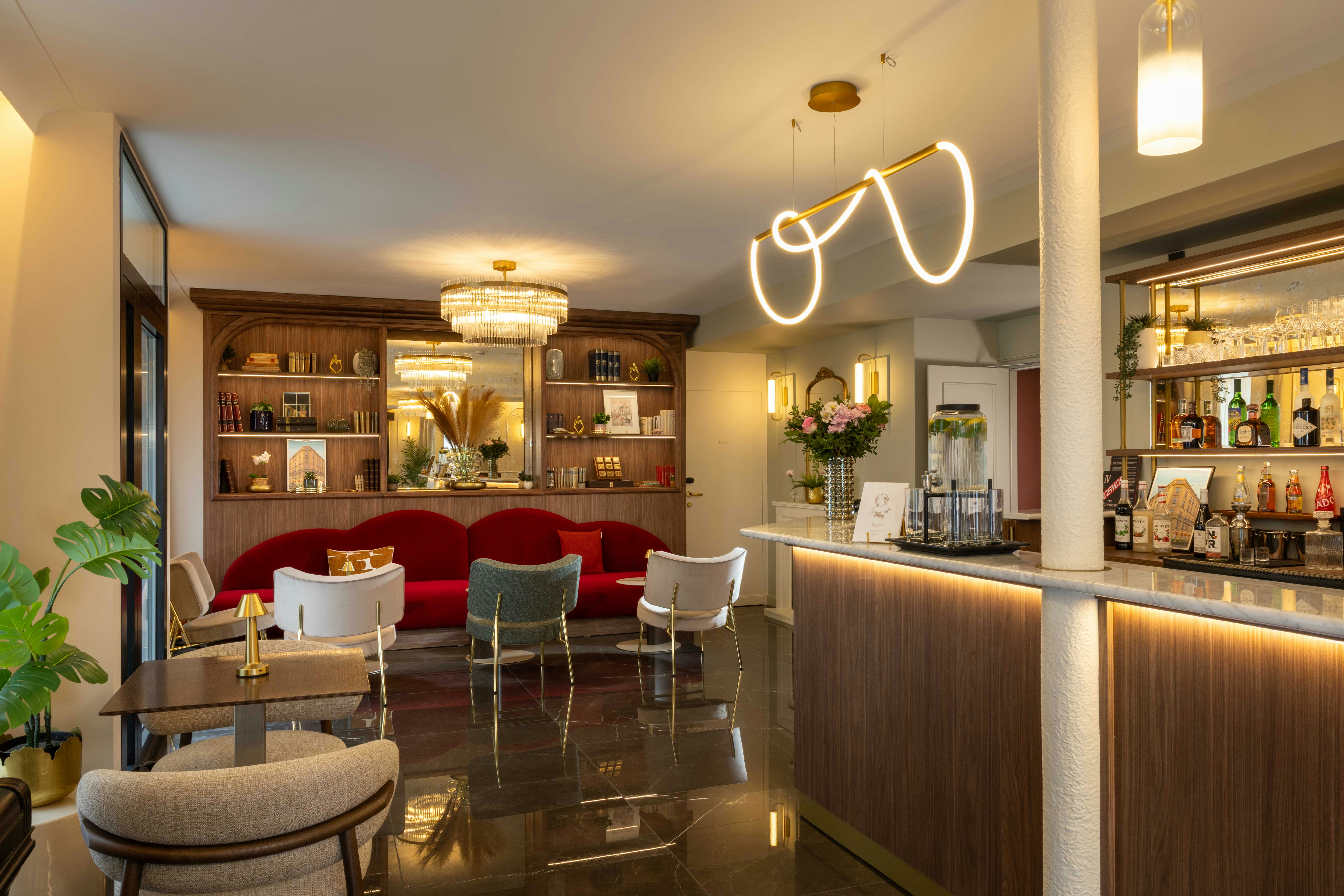 Hotel de Sevigne 58/80