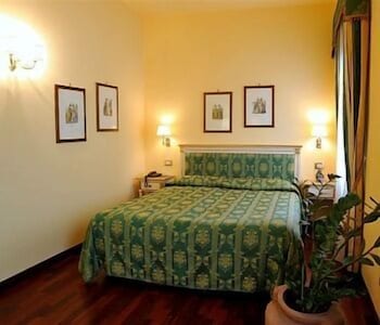 Villa Crispi 14/37