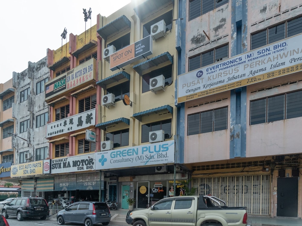 Spot On 89926 City Hostel Ipoh 6/15