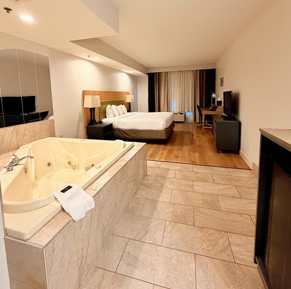 Radiant Inn and Suites Murfreesboro 21/40