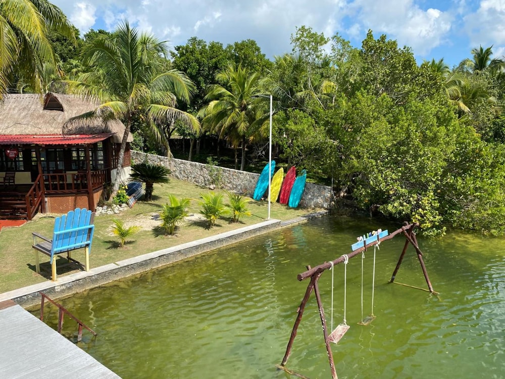 Coras Place Bacalar 51/64