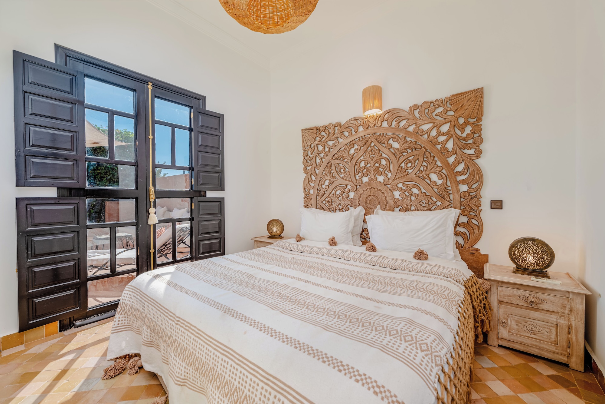 3 BEDROOMS, VILLA