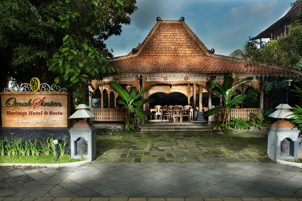 Omah Sinten Heritage Hotel & Resto 17/19