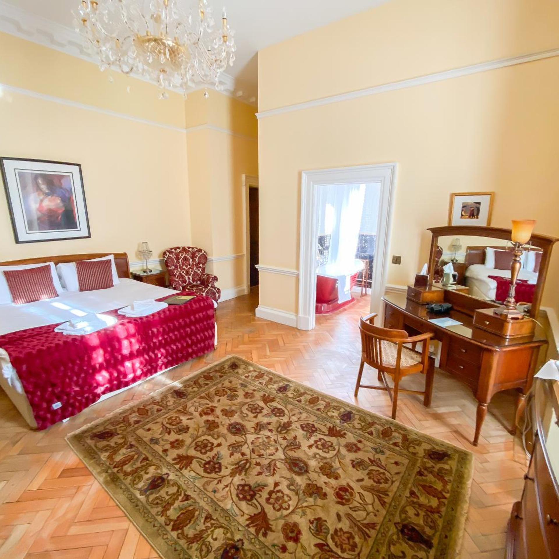 Junior Suite 6/10
