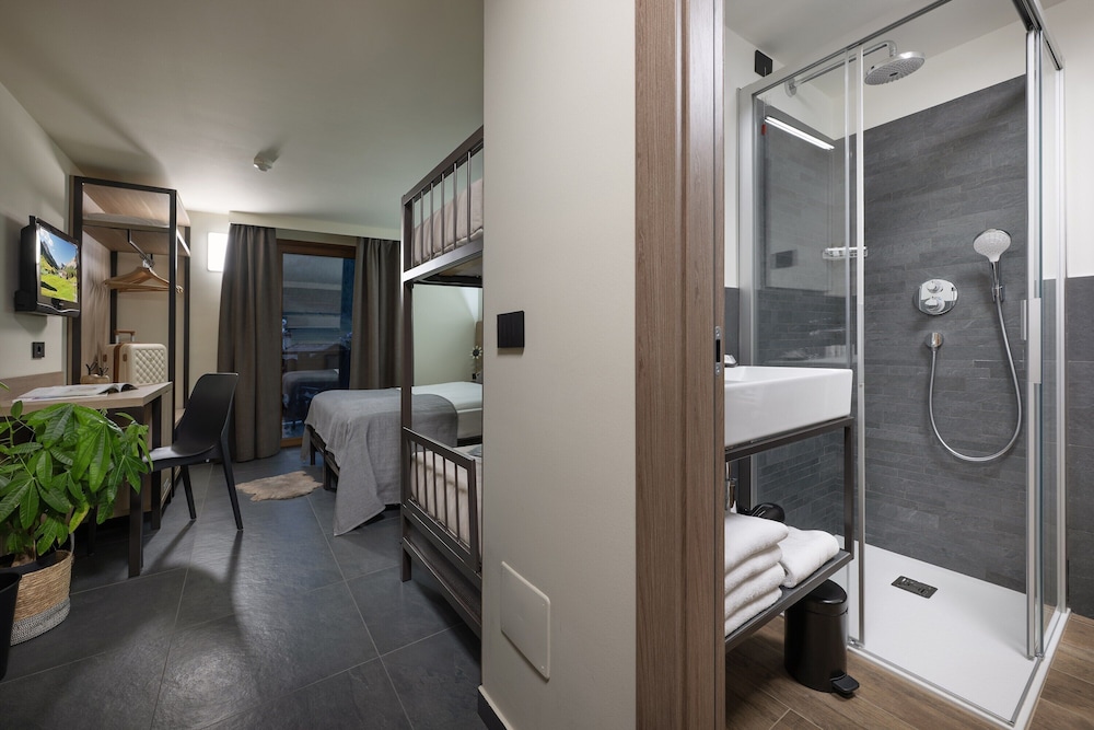 Hotel Loredana 64/65