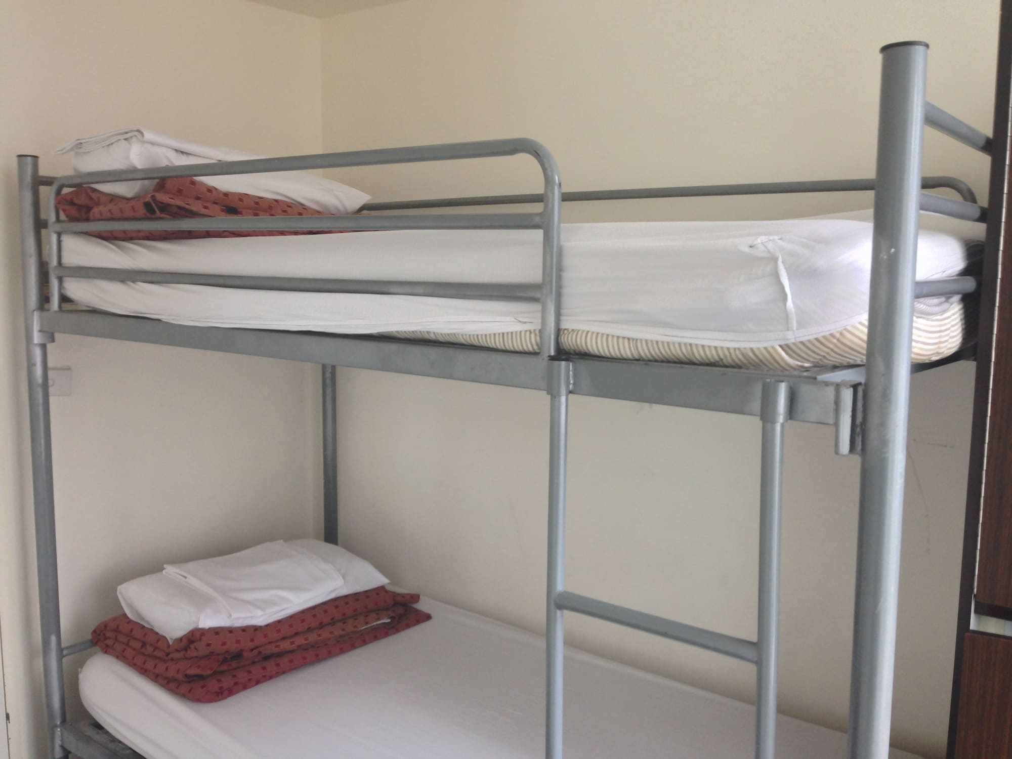 Room, Twin Beds, Shared Bathroom, Private