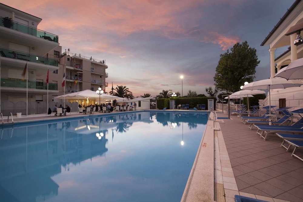 Hotel Venus 42/46