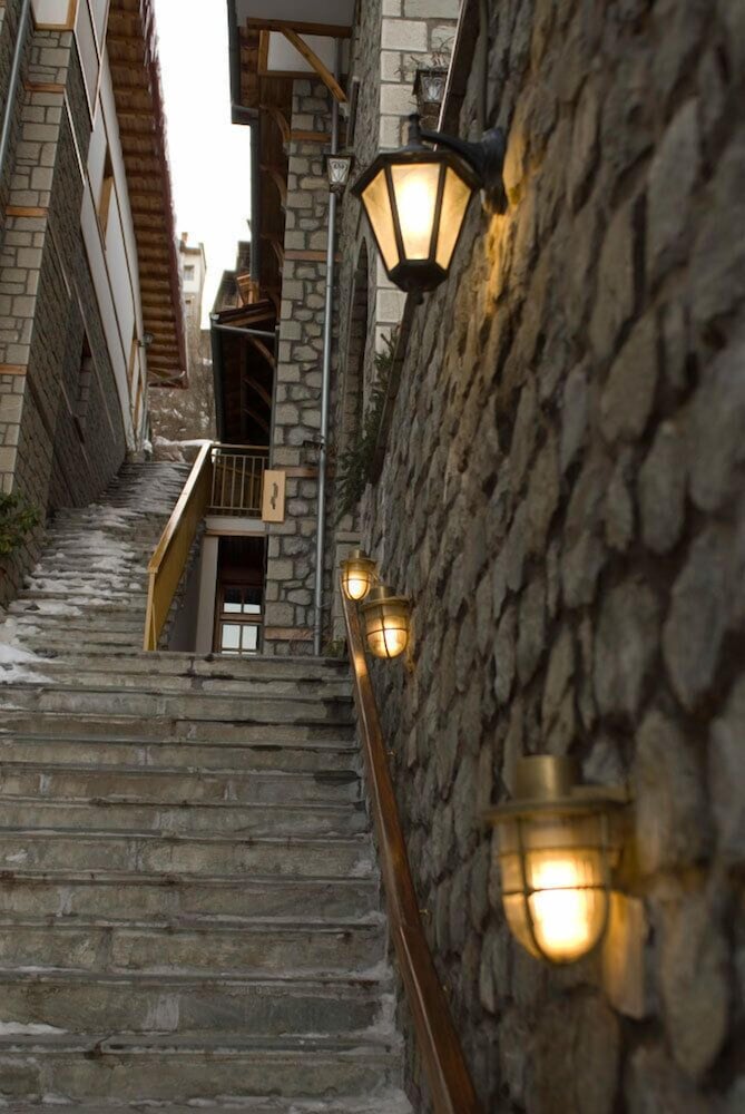 Asteri Metsovo 33/36