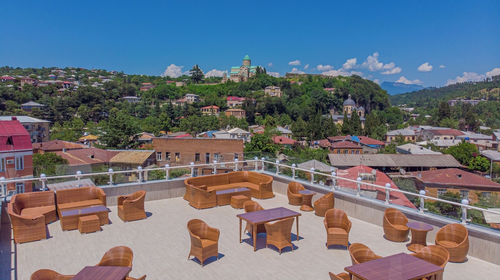 Newport Hotel Kutaisi 56/65
