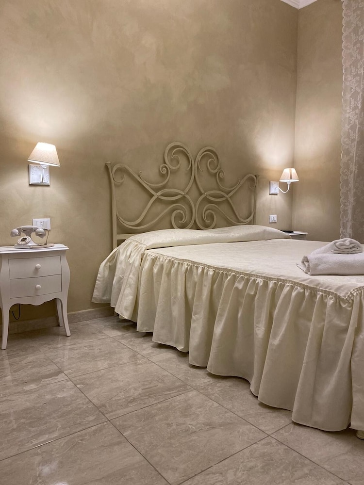 Boutique Hotel Calais Milano 16/63