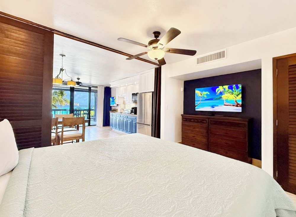 Sapphire Beach Resort 8/50