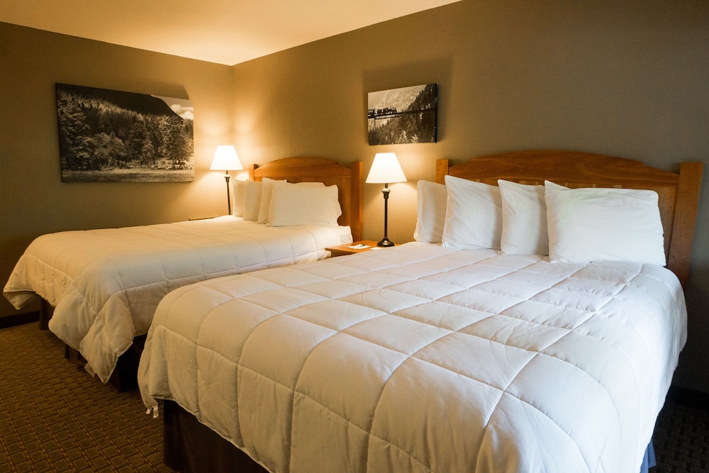 Silver Moon Inn 24/70