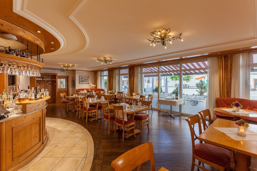 Hotel Weisses Rossli 23/29