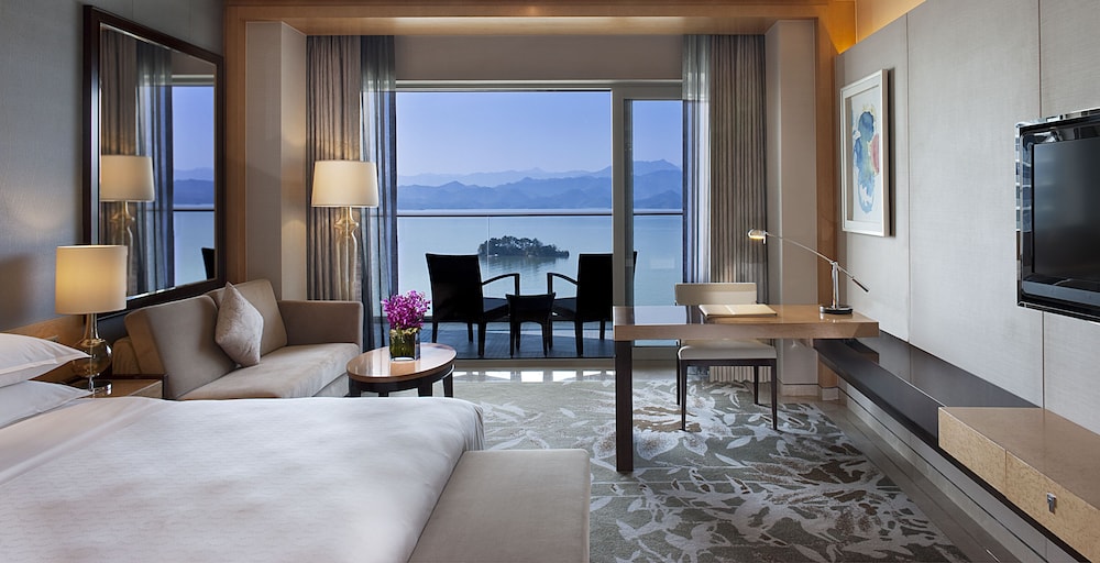 SHERATON QIANDAO LAKE RESORT 18/40